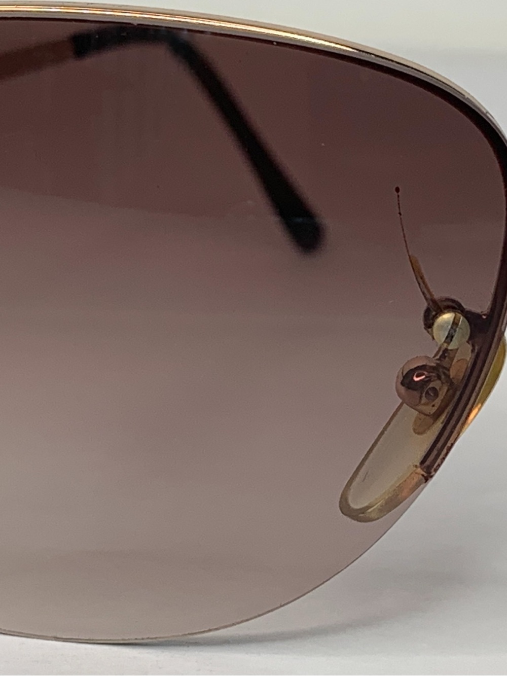 Chloé Rhinestone Heart Sunglasses - Picture 11 of 13